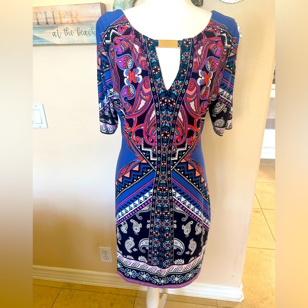 Fun and Flattering Geo Print Dress